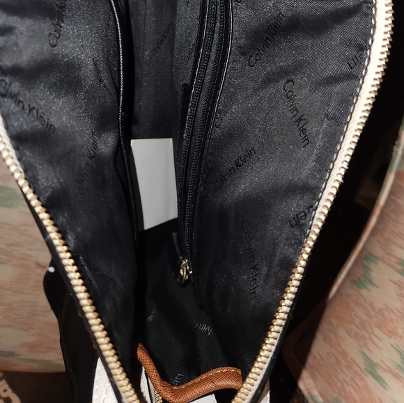 Calvin Klein bag - Picture 2 of 7